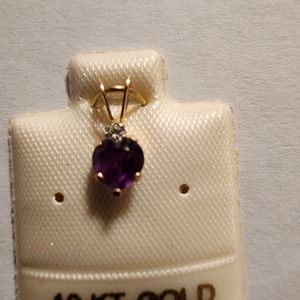 10k Yellow Gold Amethyst Pendant